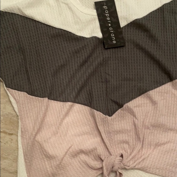 Paper crane tri colored blouse. Size Xs - Picture 2 of 4